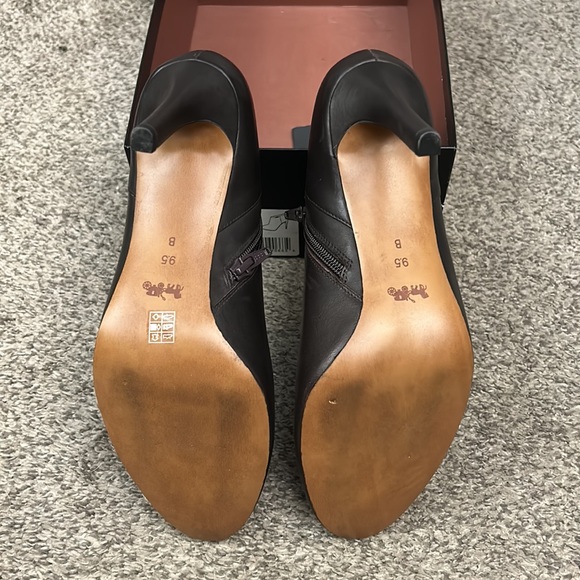 Coach Seneca Glazed Leather boot size 9.5 - Picture 6 of 11